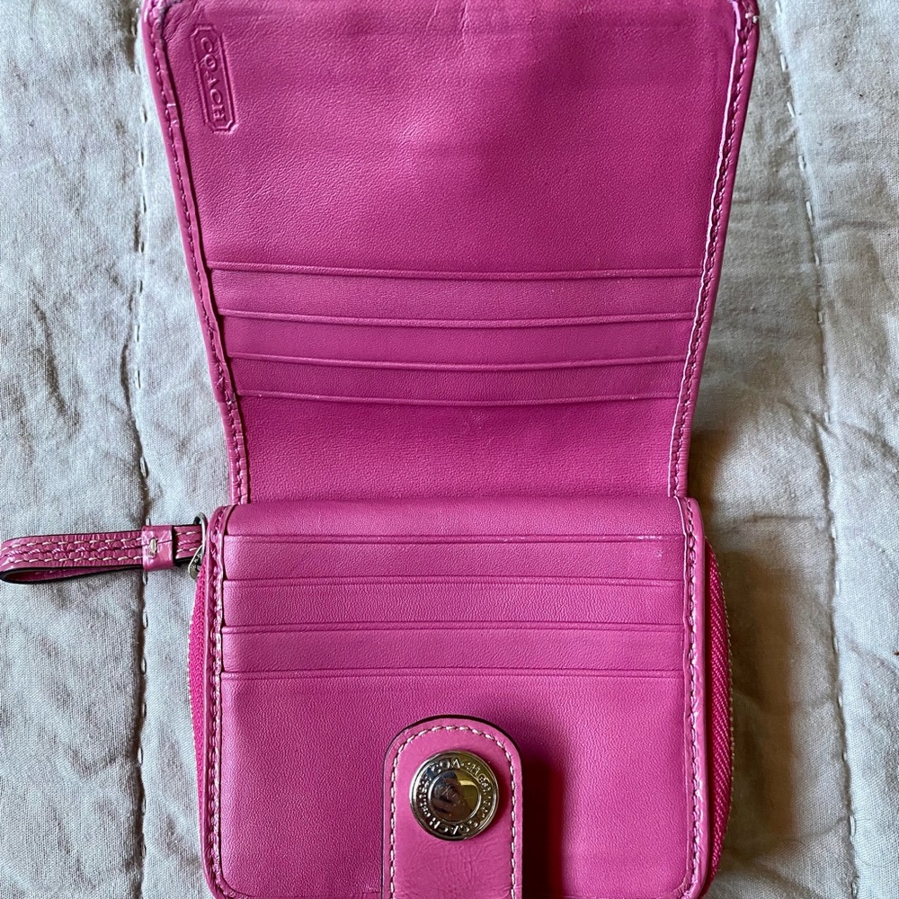 Coach Wallet - Picture 3 of 4